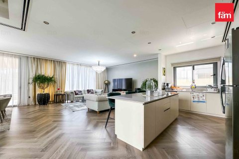 Villa in Dubai Hills Estate, Dubai 4 bedrooms, 448.3 sq.m. № 83727 - photo 8