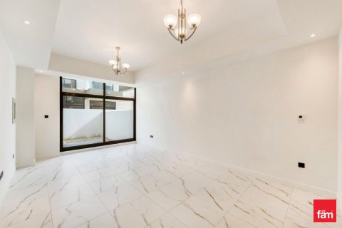 Townhouse in Dubai 4 bedrooms, 187.2 sq.m. № 83728 - photo 3