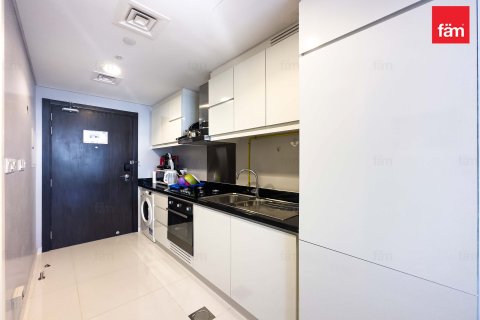 Apartment in Dubai 73.8 sq.m. № 16557 - photo 2
