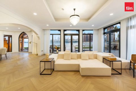 Villa en Palm Jumeirah, Dubai, 4 dormitorios, 656.1 m², № 16491 - foto 3