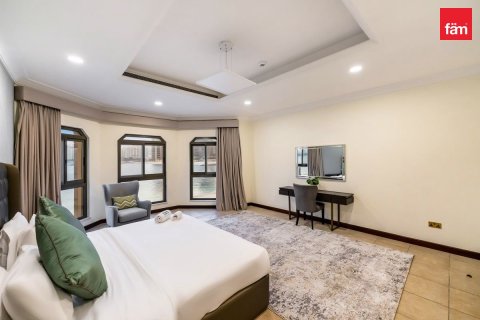 Villa en Palm Jumeirah, Dubai, 4 dormitorios, 656.1 m², № 16491 - foto 18
