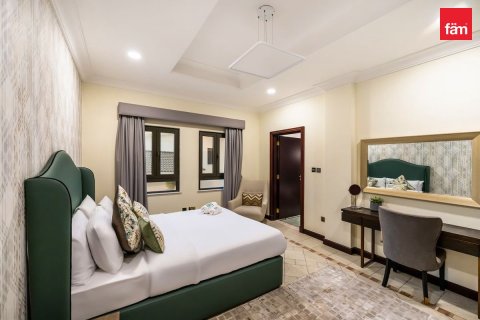 Villa en Palm Jumeirah, Dubai, 4 dormitorios, 656.1 m², № 16491 - foto 29