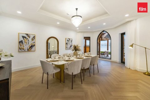 Villa en Palm Jumeirah, Dubai, 4 dormitorios, 656.1 m², № 16491 - foto 6