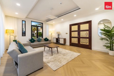 Villa en Palm Jumeirah, Dubai, 4 dormitorios, 656.1 m², № 16491 - foto 8