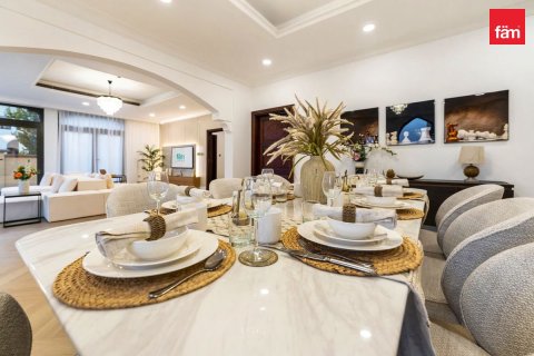 Villa en Palm Jumeirah, Dubai, 4 dormitorios, 656.1 m², № 16491 - foto 14