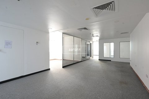 Oficina en Sheikh Zayed Road, Dubai, 227.8 m², № 14196 - foto 3