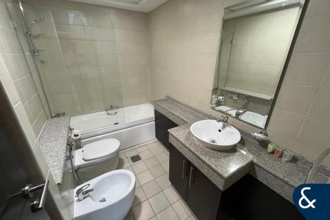 Apartment in The Torch, Dubai Marina, Dubai 2 bedrooms, 117 sq.m. № 75564 - photo 16