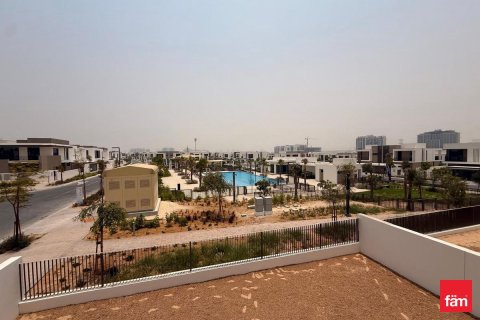 Villa en Al Furjan, Dubai, 4 dormitorios, 395.4 m², № 110595 - foto 3