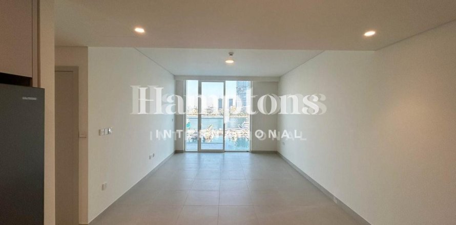Apartamento en Dubai Harbour, Dubai, 2 dormitorios, 124.42 m², № 84567
