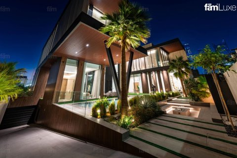 Villa en Al Wasl, Dubai, 5 dormitorios, 930.2 m², № 95831 - foto 10