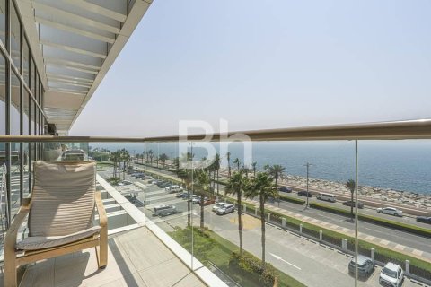 Apartment in Palm Jumeirah, Dubai 2 bedrooms, 124 sq.m. № 21356 - photo 6