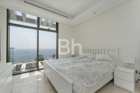 Apartment in Palm Jumeirah, Dubai 2 bedrooms, 124 sq.m. № 21356 - photo 10
