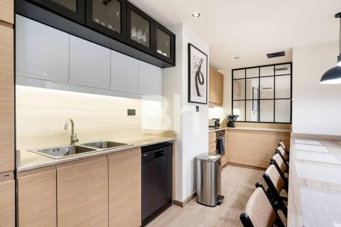 Apartment in Jumeirah Beach Residence, Dubai 4 bedrooms, 175 sq.m. № 21355 - photo 5