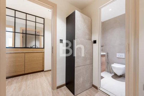 Apartment in Jumeirah Beach Residence, Dubai 4 bedrooms, 175 sq.m. № 21355 - photo 10