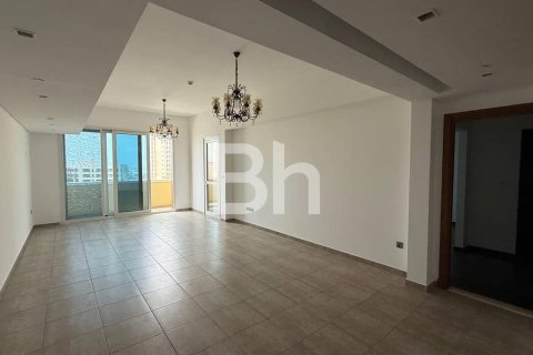 Apartment in Palm Jumeirah, Dubai 2 bedrooms, 180 sq.m. № 21352 - photo 1