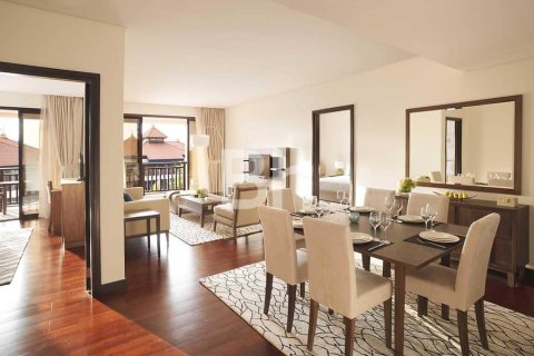 Hotel Apartment in Palm Jumeirah, Dubai 2 bedrooms, 168 sq.m. № 21353 - photo 2