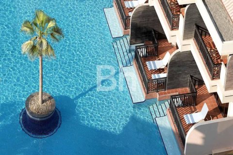 Hotel Apartment in Palm Jumeirah, Dubai 2 bedrooms, 168 sq.m. № 21353 - photo 11