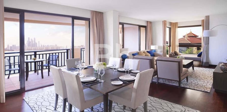 Hotel Apartment in Palm Jumeirah, Dubai 2 bedrooms, 168 sq.m. № 21353