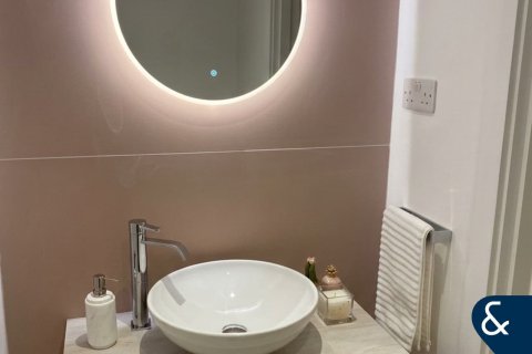 Apartment in The Views, Dubai 1 bedroom, 72 sq.m. № 99088 - photo 10