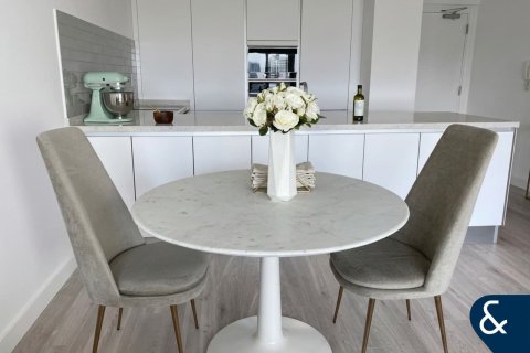 Apartment in The Views, Dubai 1 bedroom, 72 sq.m. № 99088 - photo 4