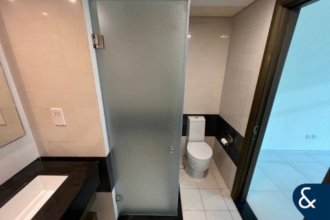 Apartment in Downtown Dubai (Downtown Burj Dubai), Dubai 2 bedrooms, 139 sq.m. № 99099 - photo 6