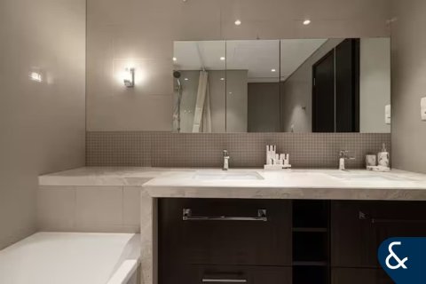 Apartment in BOULEVARD POINT in Downtown Dubai (Downtown Burj Dubai), Dubai 1 bedroom, 86 sq.m. № 99098 - photo 9