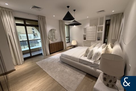 Apartment in Jumeirah Beach Residence, Dubai 4 bedrooms, 235 sq.m. № 99087 - photo 7