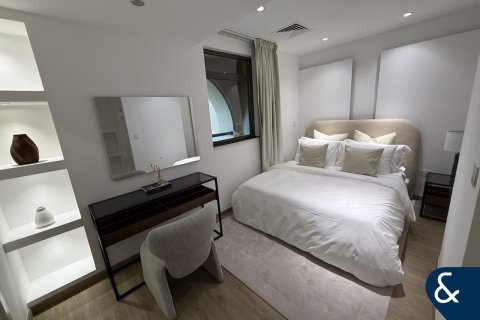 Apartment in Jumeirah Beach Residence, Dubai 4 bedrooms, 235 sq.m. № 99087 - photo 9