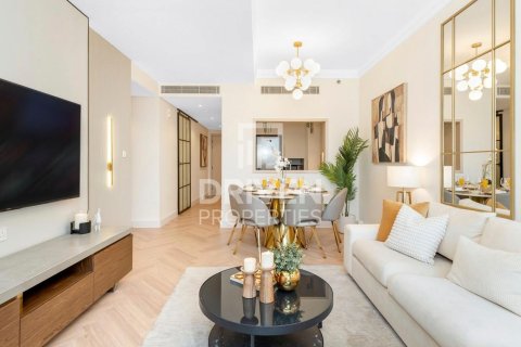 Apartamento en Boulevard Point, Downtown Dubai (Downtown Burj Dubai), Dubai, 1 dormitorio, 91.04 m², № 136031