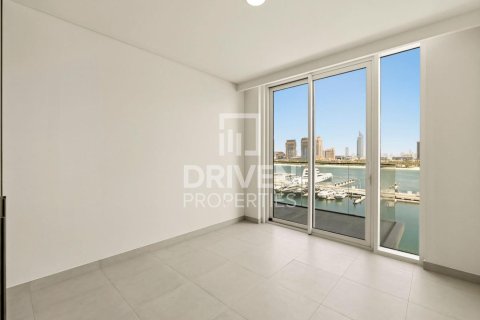 Apartment in EMAAR Beachfront, Dubai Harbour, Dubai 3 bedrooms, 204.94 sq.m. № 136020 - photo 9