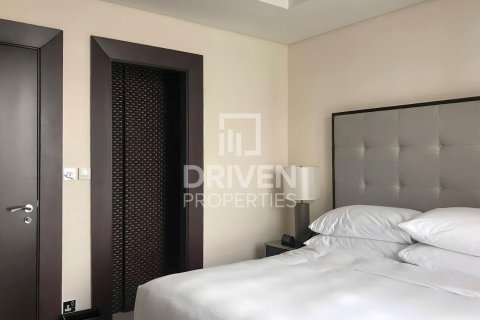 Apartment in Downtown Dubai (Downtown Burj Dubai), Dubai 2 bedrooms, 176.7 sq.m. № 136032 - photo 8