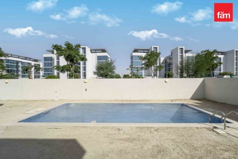 Villa in Dubai 5 bedrooms, 846.7 sq.m. № 40446 - photo 17