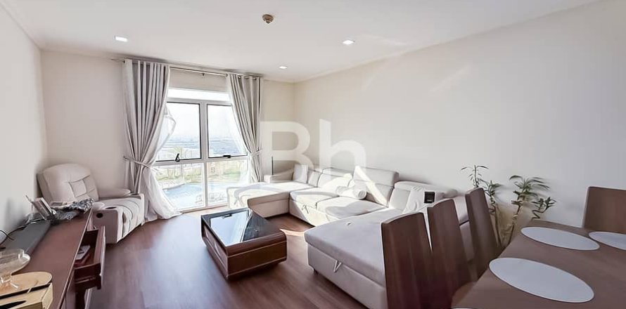 Apartamento en Dubai Silicon Oasis, Dubai, 2 dormitorios, 119 m², № 24002