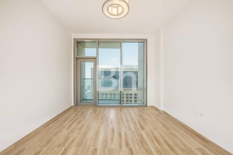 Apartment in Business Bay, Dubai 3 bedrooms, 184 sq.m. № 24001 - photo 10