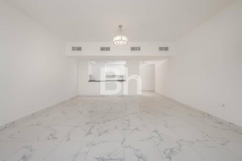 Apartment in Business Bay, Dubai 3 bedrooms, 184 sq.m. № 24001 - photo 1