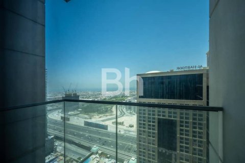 Apartment in Business Bay, Dubai 3 bedrooms, 184 sq.m. № 24001 - photo 12
