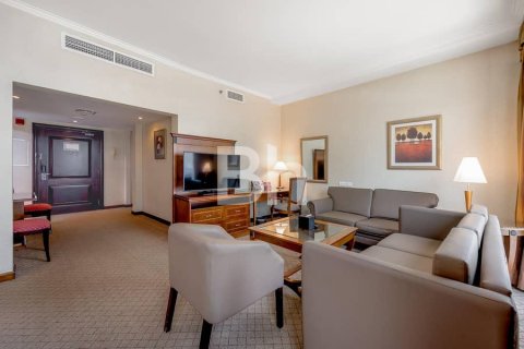 Hotel Apartment in Dubai 2 bedrooms, 145 sq.m. № 23999 - photo 17