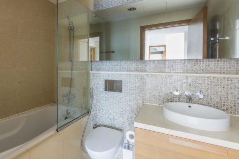 Apartment in Downtown Dubai (Downtown Burj Dubai), Dubai 2 bedrooms, 117 sq.m. № 97108 - photo 9