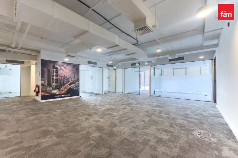 Купить офис в Бизнес-Бэе, Дубай: 3656.2м², № 17006 - фото 3