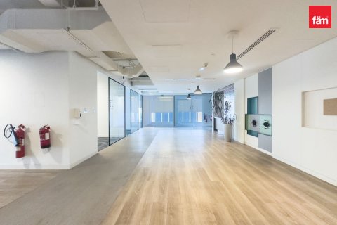 Купить офис в Бизнес-Бэе, Дубай: 3656.2м², № 17006 - фото 10