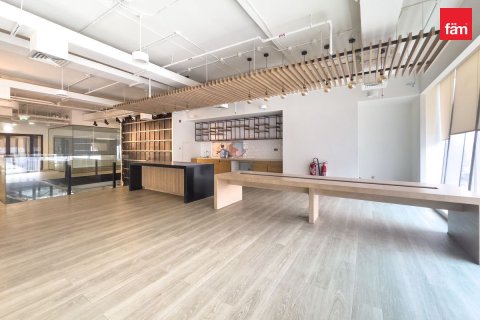 Купить офис в Бизнес-Бэе, Дубай: 3656.2м², № 17006 - фото 1