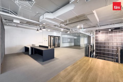 Купить офис в Бизнес-Бэе, Дубай: 3656.2м², № 17006 - фото 4