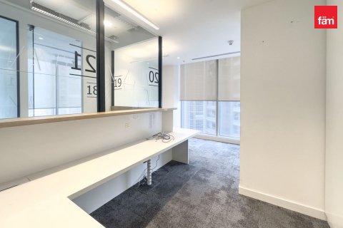 Купить офис в Бизнес-Бэе, Дубай: 3656.2м², № 17006 - фото 18