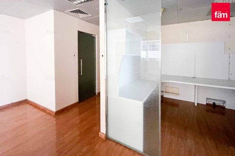 Oficina en Sheikh Zayed Road, Dubai, 372.2 m², № 17010 - foto 6