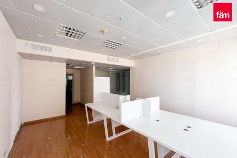 Oficina en Sheikh Zayed Road, Dubai, 372.2 m², № 17010 - foto 7