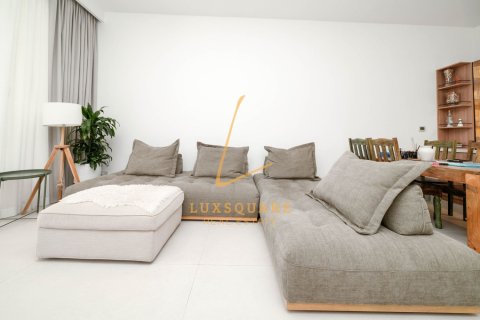 Apartment in Uptown Motor City, Motor City, Dubai 2 bedrooms, 204 sq.m. № 111548 - photo 12