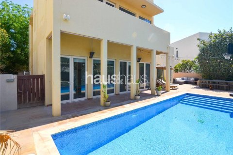 Villa in Arabian Ranches, Dubai 5 bedrooms, 450 sq.m. № 44230 - photo 14