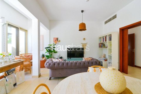 Villa in Arabian Ranches, Dubai 5 bedrooms, 450 sq.m. № 44230 - photo 7