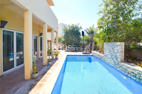 Villa in Arabian Ranches, Dubai 5 bedrooms, 450 sq.m. № 44230 - photo 13