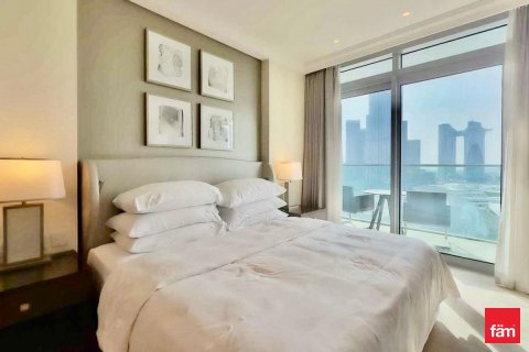 Apartment in Downtown Dubai (Downtown Burj Dubai), Dubai 1 bedroom, 79.3 sq.m. № 59713 - photo 2